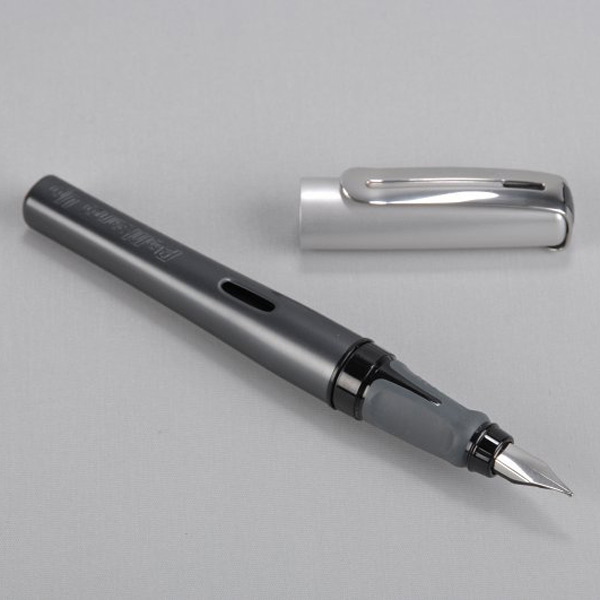 2. Pelikano Up - Füllhalter für Linkshänder