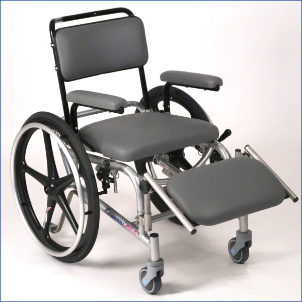 3. Lagooni Custom - mit Beinstütze